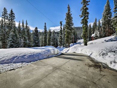 5 Bedroom Mountain View Home in Breckenridge 5 Bedroom Mountain View Home in Breckenridge