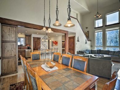 5 Bedroom Mountain View Home in Breckenridge 5 Bedroom Mountain View Home in Breckenridge