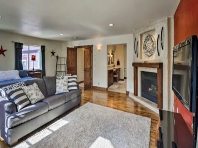 5 Bedroom Mountain View Home in Breckenridge