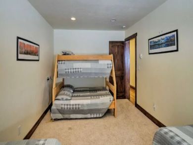 5 Bedroom Mountain View Home in Breckenridge