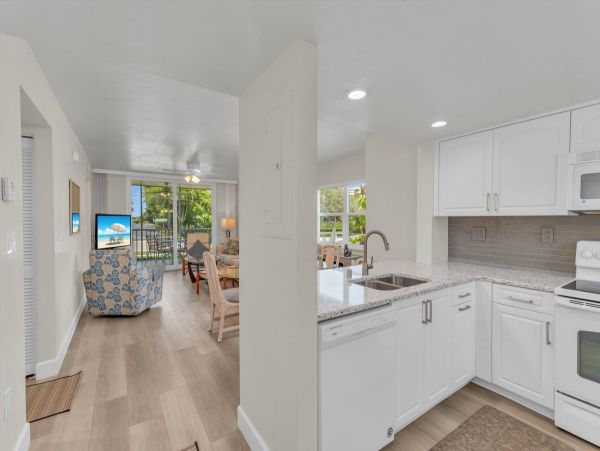 Marco Island Elegant Vacation Rental Condo Two Bedrooms