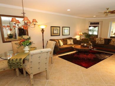 Naples Vacation Rental Condo Two Bedrooms + Den