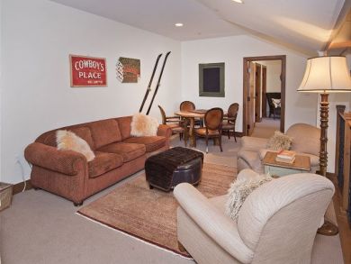 Bachelor Gulch 4 Bedroom Vacation Condo plus Loft.