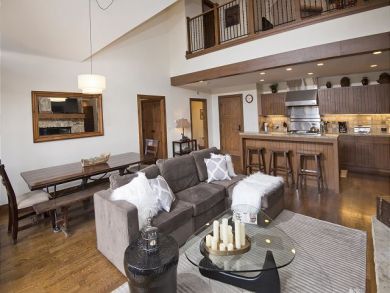 Bachelor Gulch 4 Bedroom Vacation Condo plus Loft.