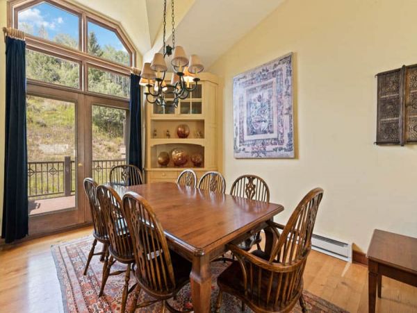 Beaver Creek Vacation Townhome Sleeps Eight Mountain Views