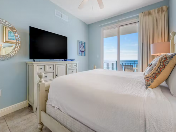Gulf-front Vacation Condo with 3 Bedrooms in Panama City Beach