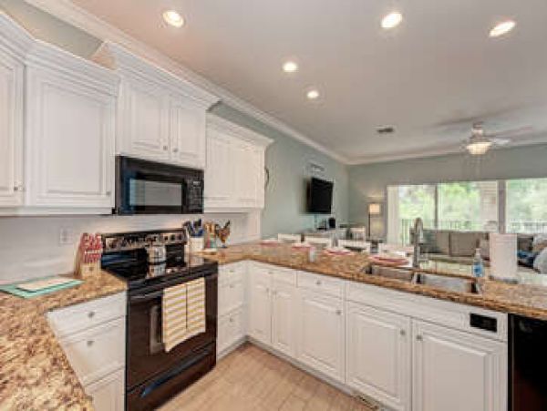 Holmes Beach Vacation Rental Home Three Bedrooms Sleeps 6