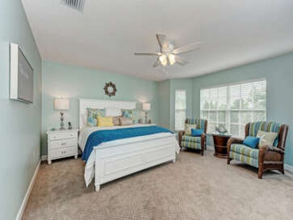 Holmes Beach Vacation Rental Home Three Bedrooms Sleeps 6