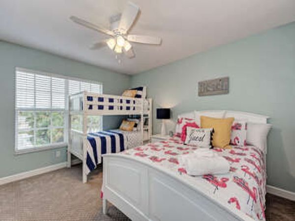 Holmes Beach Vacation Rental Home Three Bedrooms Sleeps 6