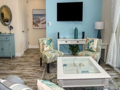Brandenton Beach Vacation Condo Sleeps Six Guests