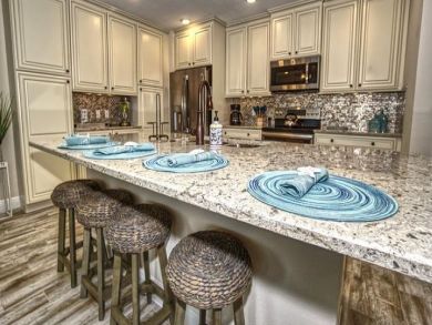 Brandenton Beach Vacation Condo Sleeps Six Guests