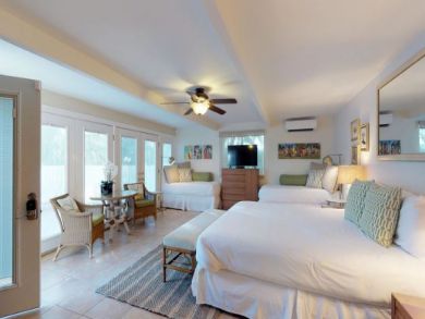 Kaanapali Vacation Home Sleeps Eight Guests.