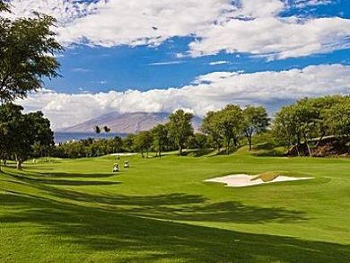 2 Bedroom Wailea Vacation Rental plus Den Sleeps Six Guests.