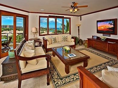 2 Bedroom Wailea Vacation Rental plus Den Sleeps Six Guests.