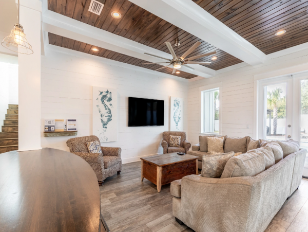 Destin Luxury Vacation Rental Home Eight Bedrooms