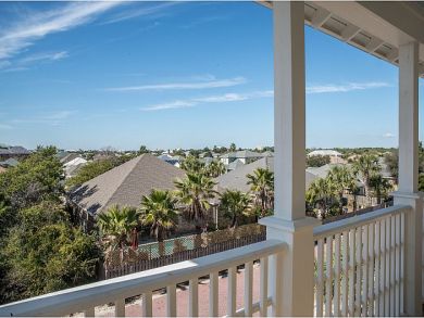 Miramar Beach Vacation Home Sleeps Fourteen Guests.