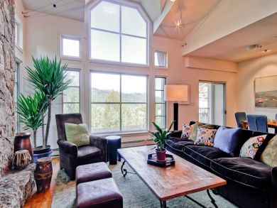 Beaver Creek Vacation Townhouse Sleeps Twelve Guests.