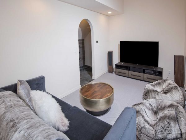 Eagle-Vail Mountain View 4 Bedroom Vacation Home Plus Den