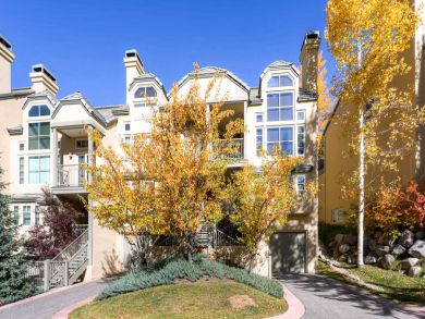 Beaver Creek Vacation Townhouse Sleeps Ten Guests.