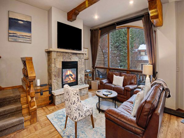 Avon Vacation Three Bedroom plus Den Duplex