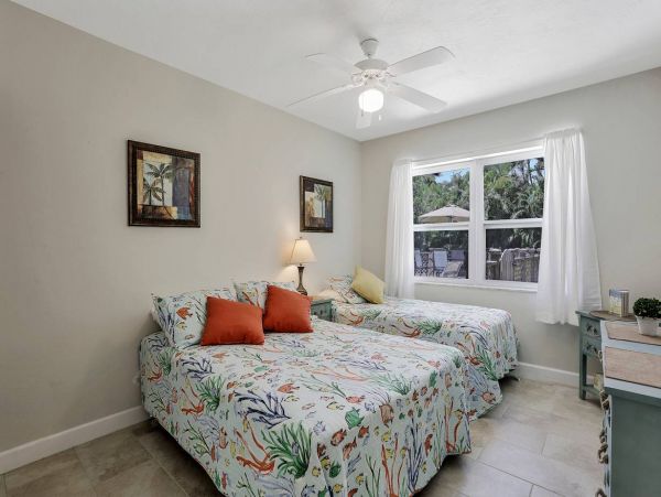 Marco Island Three Bedroom Vacation Pool Home Sleeps Eight
