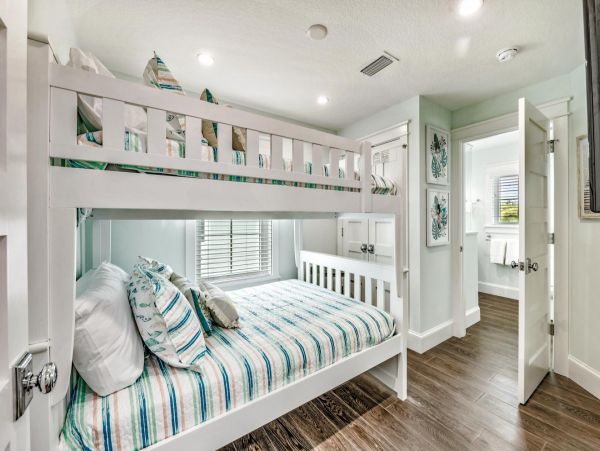 Luxury Siesta Key Vacation Rental with Private Pool & Rooftop Deck
