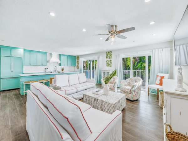 Luxury Siesta Key Vacation Rental with Private Pool & Rooftop Deck
