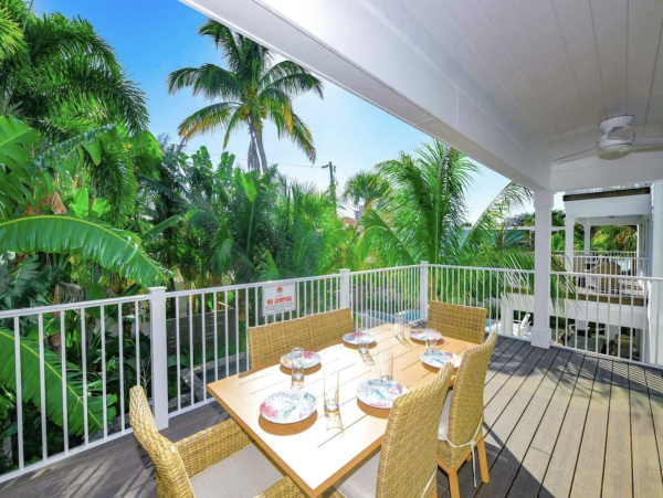 Luxury Siesta Key Vacation Rental with Private Pool & Rooftop Deck