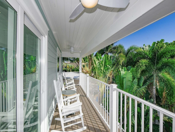Luxury Siesta Key Vacation Rental with Private Pool & Rooftop Deck