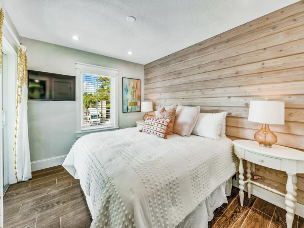 Luxury Siesta Key Vacation Rental with Private Pool & Rooftop Deck