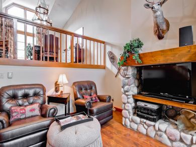 Beaver Creek Vacation Townhouse Sleeps Ten Guests.