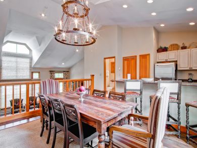 Beaver Creek Vacation Townhouse Sleeps Ten Guests.