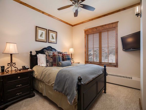Steamboat Springs 4 Bedroom Vacation Condo Rental Sleeps 9