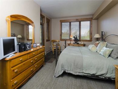 Four Bedroom Mountain View Townhome in Steamboat Springs