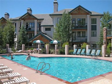 Four Bedroom Mountain View Townhome in Steamboat Springs