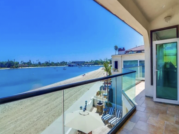 San Diego Vacation Home Sleeps Twenty Four Guests