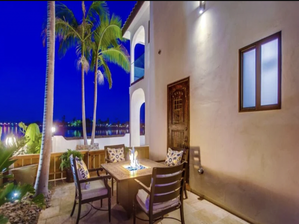 San Diego Vacation Home Sleeps Twenty Four Guests