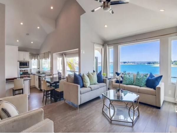 San Diego Vacation Home Sleeps Twenty Four Guests