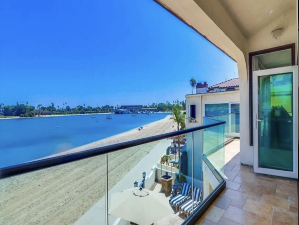 San Diego Vacation Home Sleeps Twenty Four Guests
