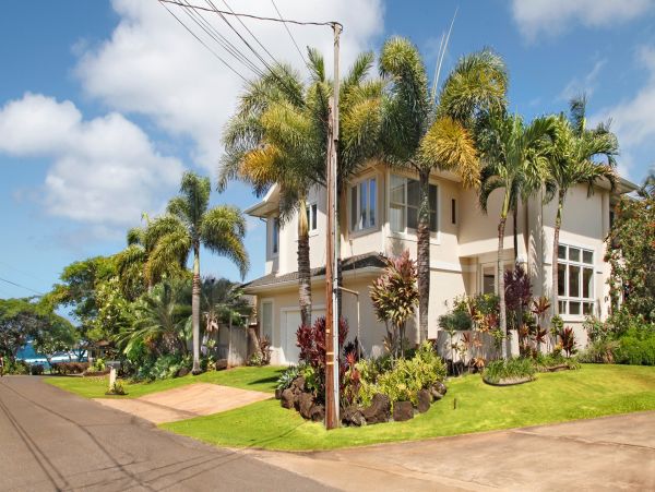 Kauai Vacation Rental - Poipu Beach Ocean View Home with Pool & Cottage
