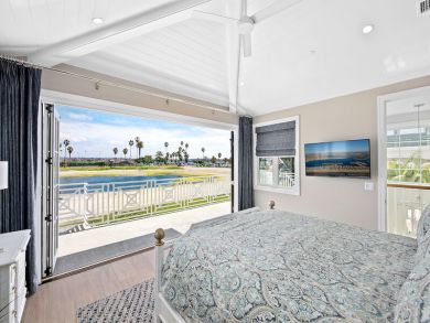 Bay Front 4 Bedroom Home in Mission Beach Bay Front 4 Bedroom Home in Mission Beach
