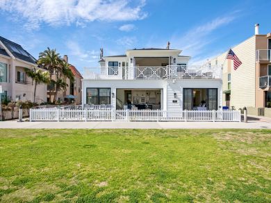Bay Front 4 Bedroom Home in Mission Beach Bay Front 4 Bedroom Home in Mission Beach