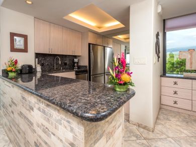 Kaanapali Ocean Front 2 Bedroom Vacation Condo