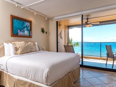 Kaanapali Ocean Front 2 Bedroom Vacation Condo