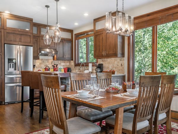 Avon Luxury Vacation Rental Home Four Bedrooms
