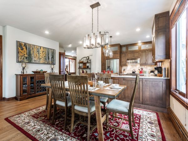 Avon Luxury Vacation Rental Home Four Bedrooms