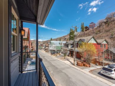 Park City Vacation Home Sleeps Ten Guests. Park City Vacation Home Sleeps Ten Guests.