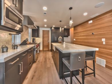 Park City Vacation Home Sleeps Ten Guests. Park City Vacation Home Sleeps Ten Guests.