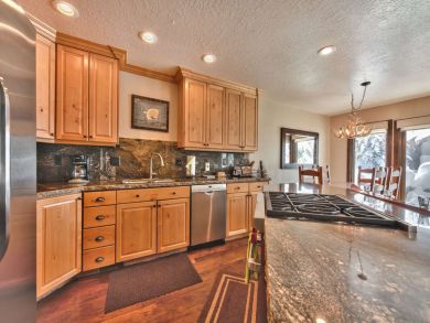 Park City Vacation Accommodation 4 Bedrooms Sleeps 13 Guests Park City Vacation Accommodation 4 Bedrooms Sleeps 13 Guests