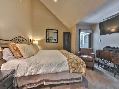Park City Vacation Accommodation 4 Bedrooms Sleeps 13 Guests Park City Vacation Accommodation 4 Bedrooms Sleeps 13 Guests
